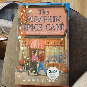 The Pumpkin Spice Café Book by Laurie Gilmore